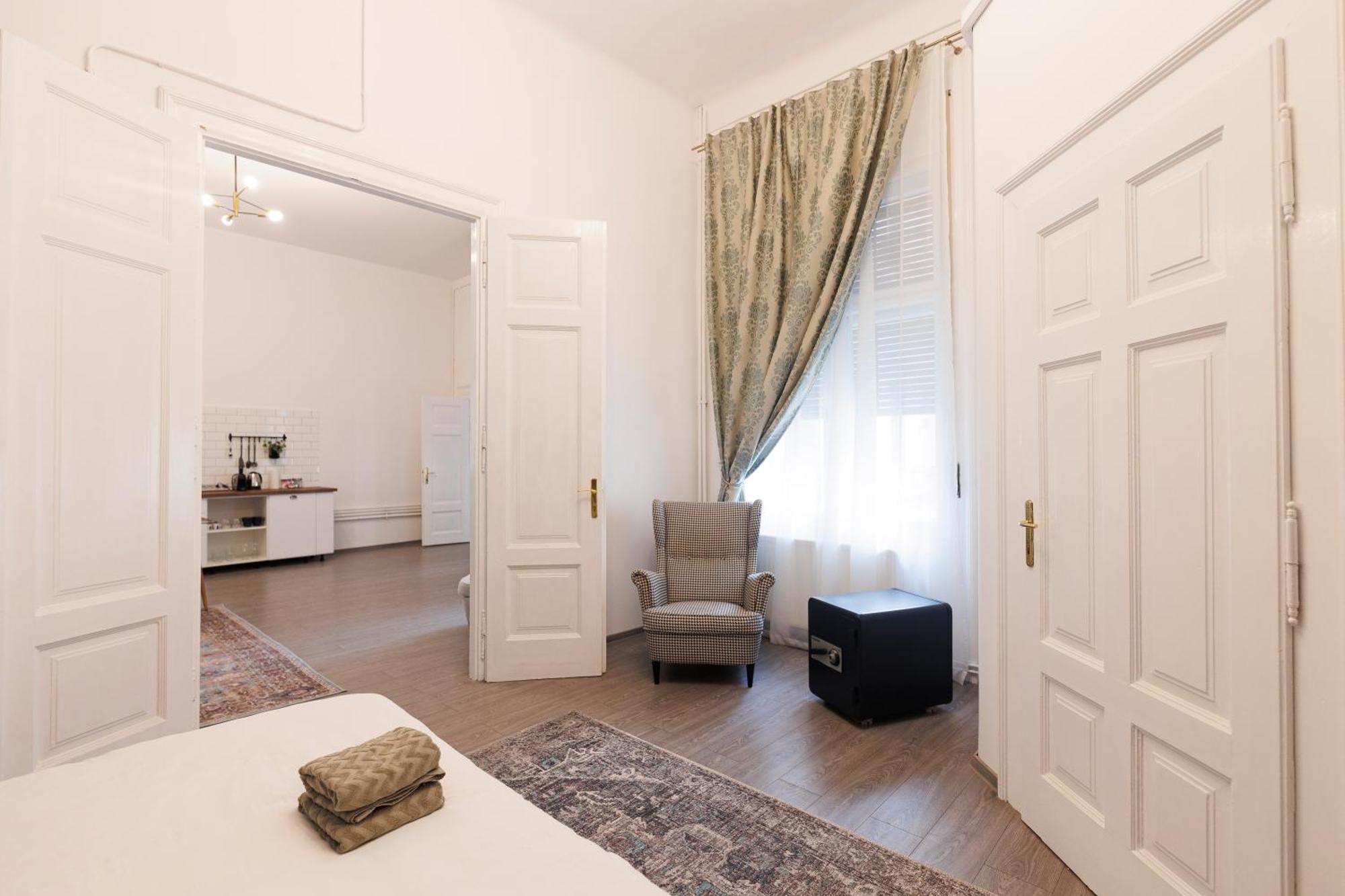 Hidden Gem In The Hearth Of Historical City Center Timişoara Buitenkant foto